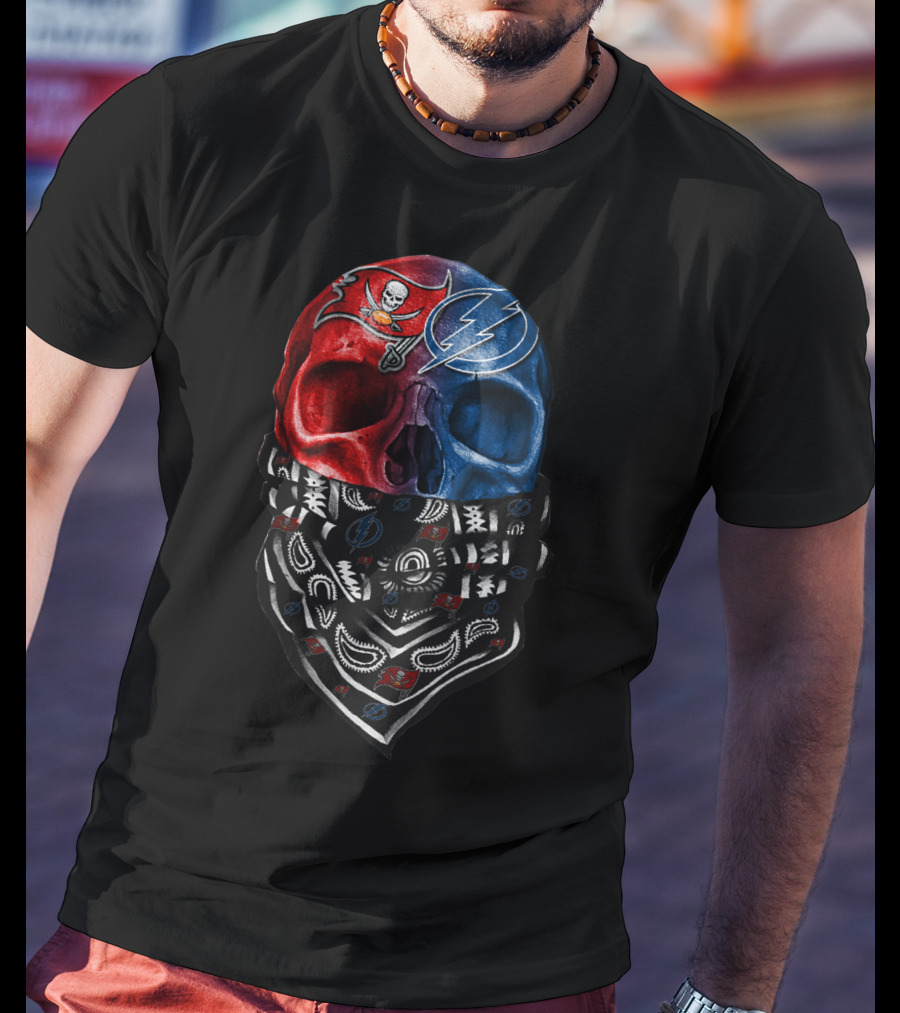 Buccaneers And Lightning Skull Bandana T-Shirt