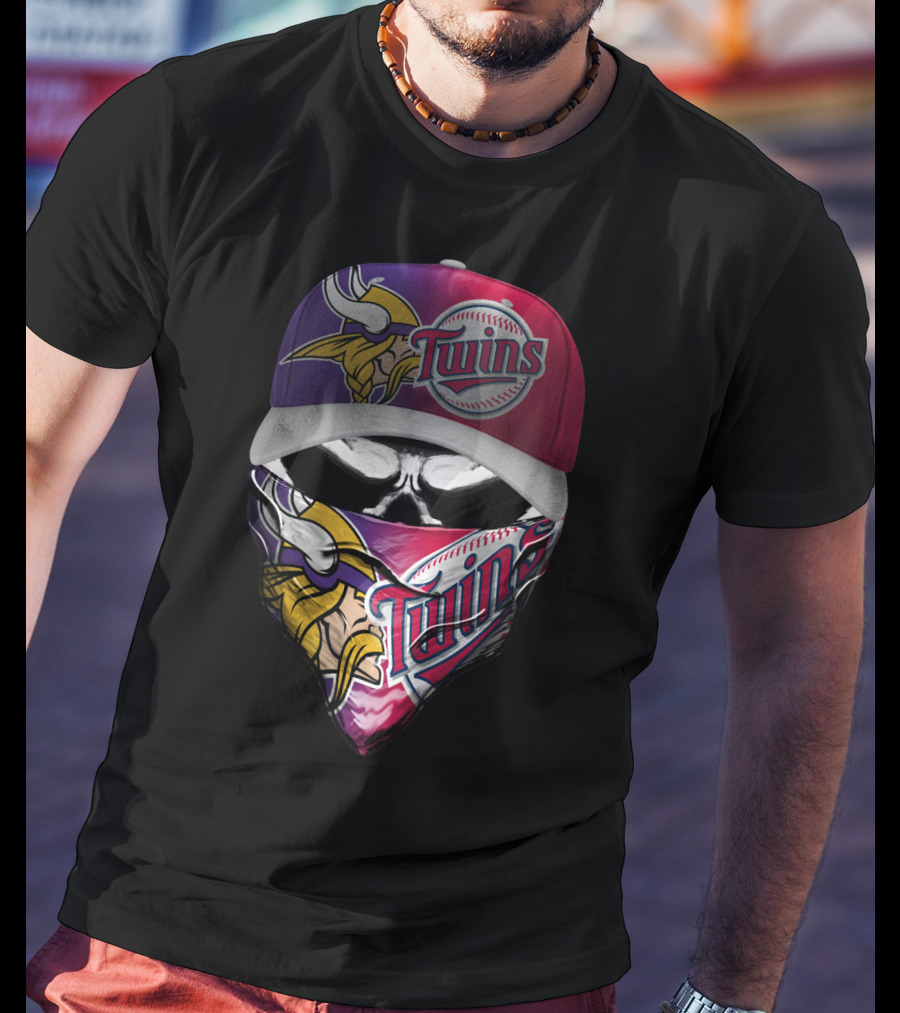 Twins Vikings Crossover Skum 135 Fan Gear T-Shirt