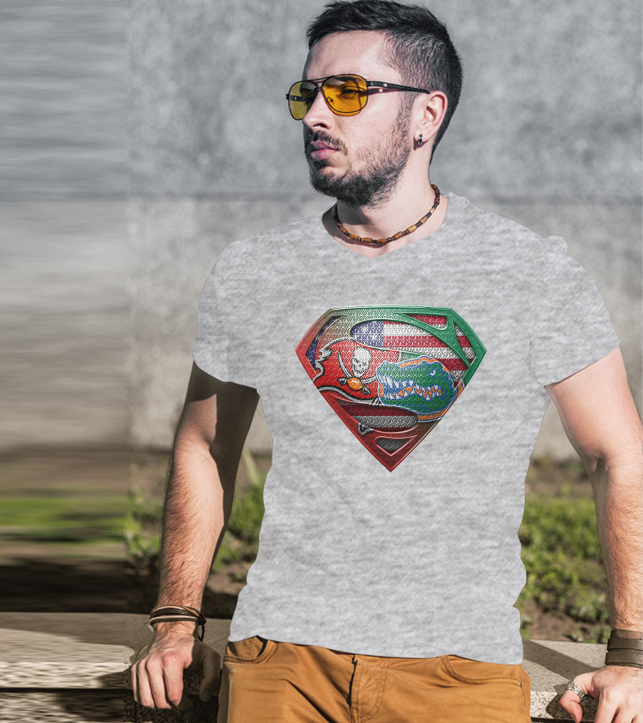 Superman Logo Tampa Bay Buccaneers Florida Gators American Flag T-Shirt