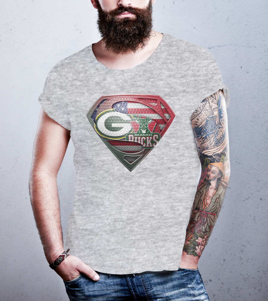 Green Bay Milwaukee Bucks Superman American Flag T-Shirt