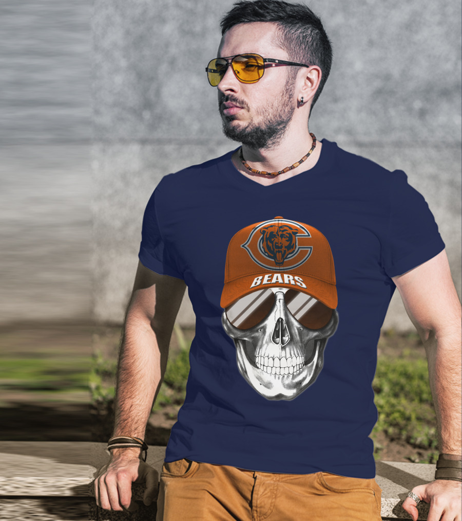 Chicago Bears Skull Cap With Logo And Sunglasses T-Shirt