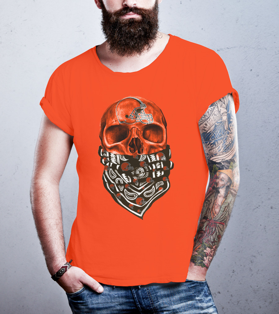 Cleveland Browns Skull With Helmet And Bandana T-Shirt
