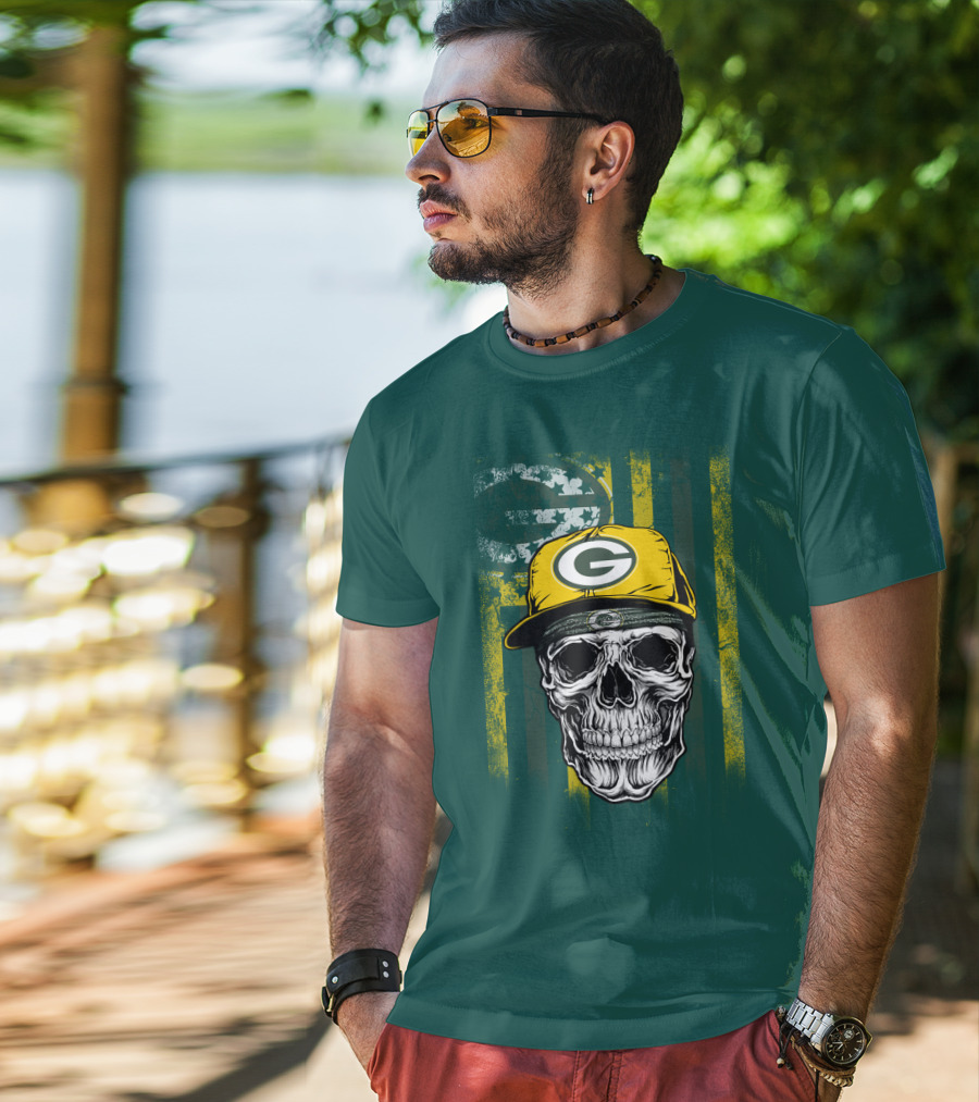 Green Bay Packers Skull With Cap And Distressed Flag T-Shirt
