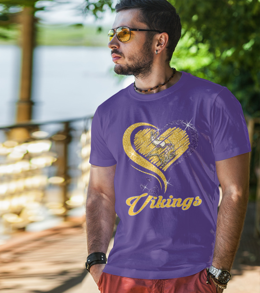 Vikings Heart Purple Gold Sparkle T-Shirt