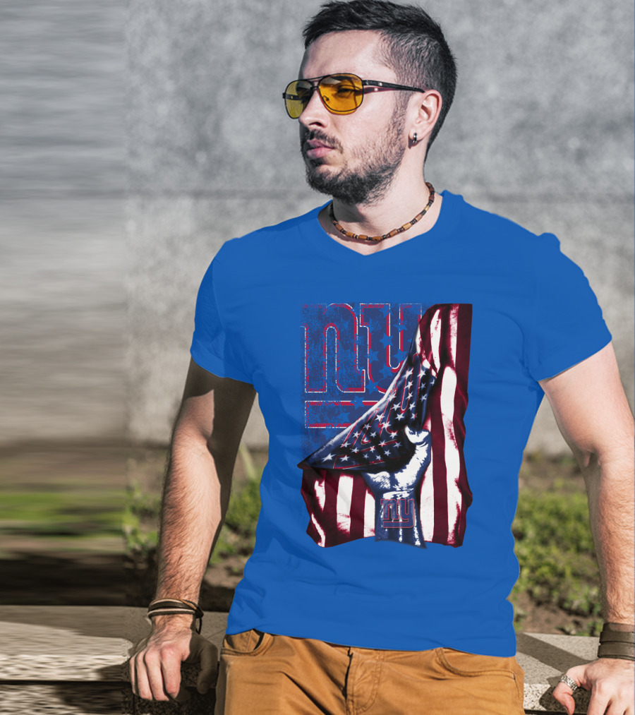 New York Giants American Flag Fist T-Shirt