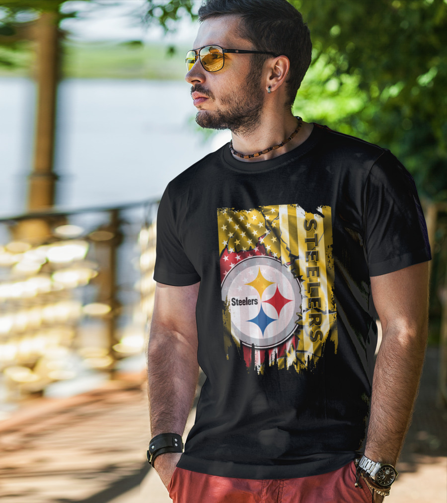 Pittsburgh Steelers Team Colors And Iconic Logomania T-Shirt
