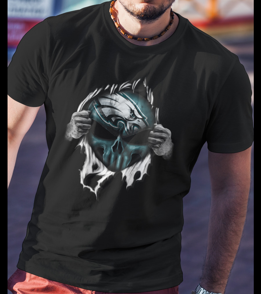 Philadelphia Eagles Skull Logo Face Ripped T-Shirt