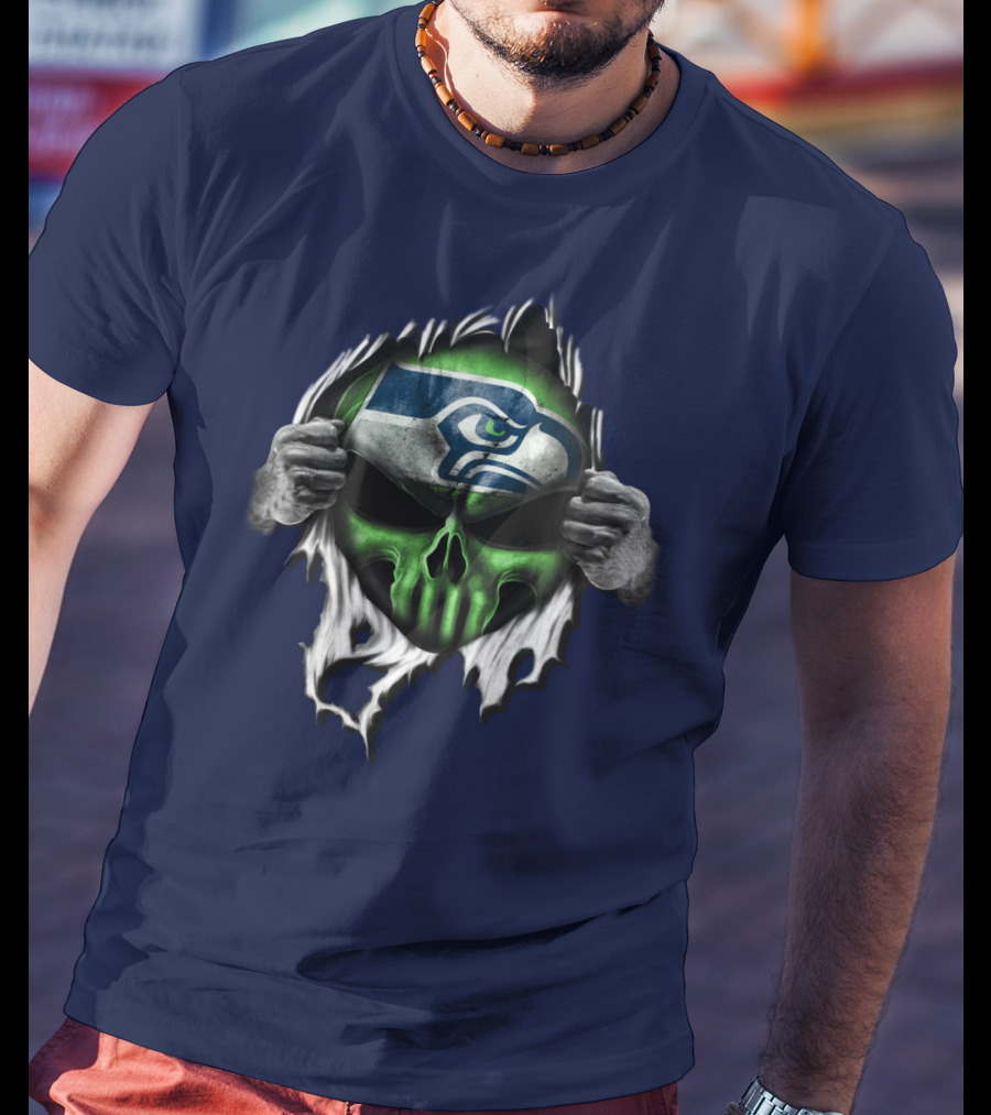 Seattle Seahawks Skull Ripping T-Shirt