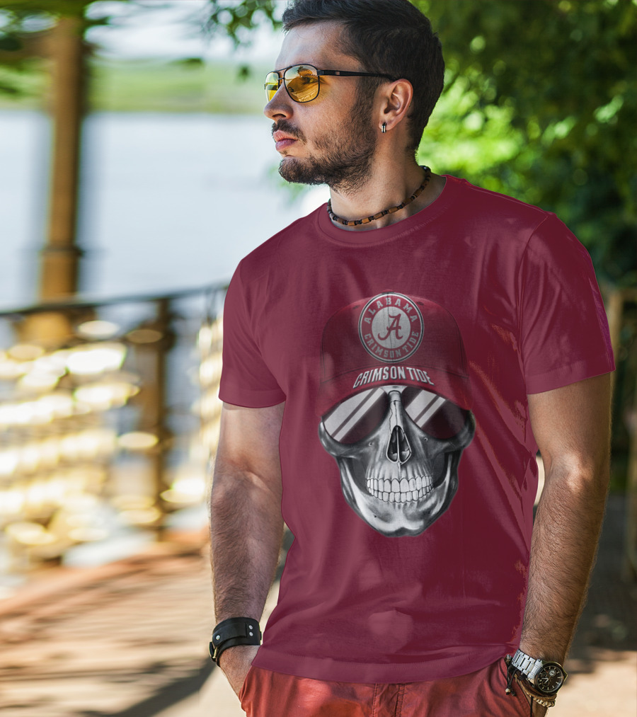 Alabama Crimson Tide Skull With Cap And Sunglasses T-Shirt