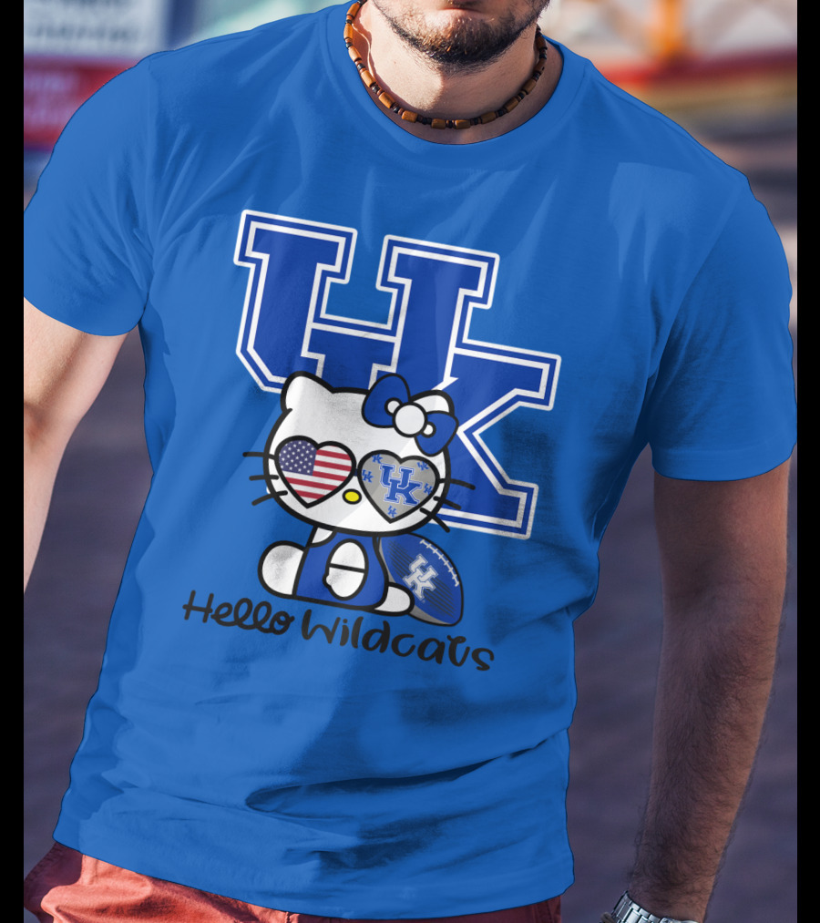 Hello Wildcats Uk Logo Hello Kitty With American Heart And Football T-Shirt