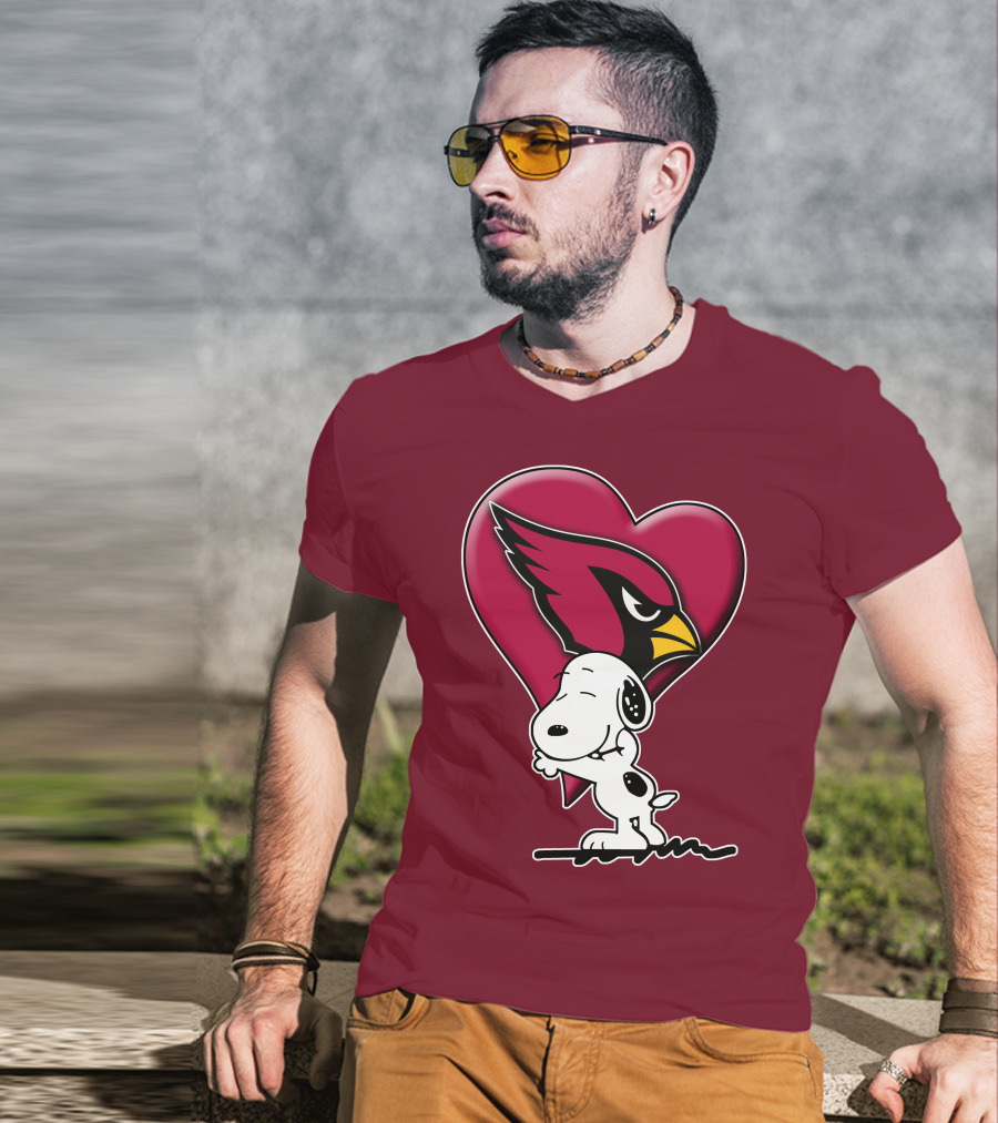 Snoopy Hugging Heart Arizona Cardinals T-Shirt
