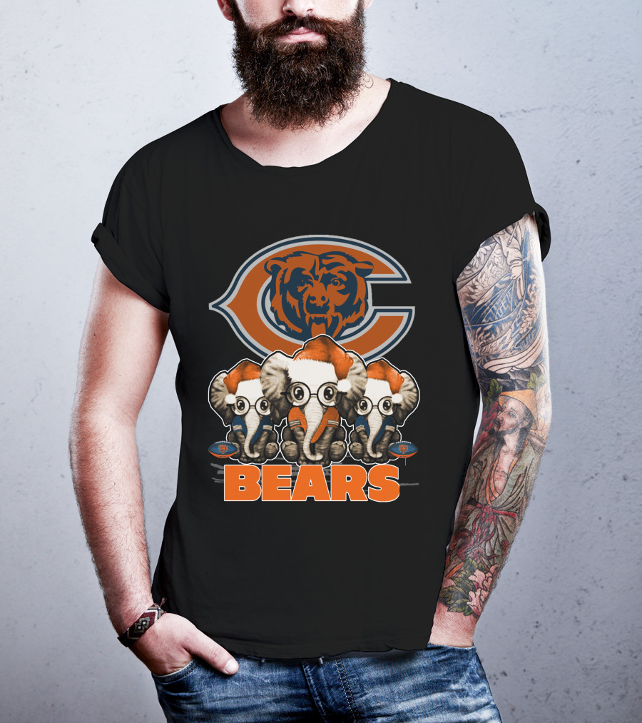 CHICAGO BEARS Christmas Elephants With Santa Hats T-Shirt