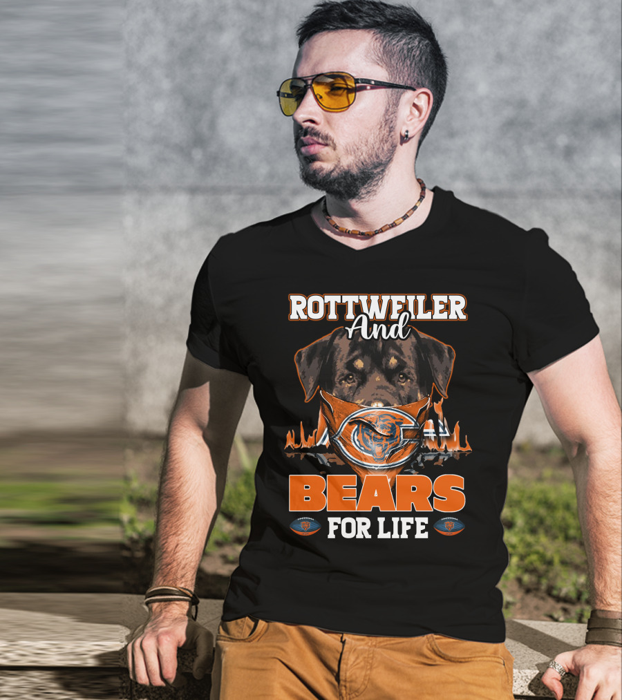 Rottweiler And Bears For Life Chicago Bears T-Shirt