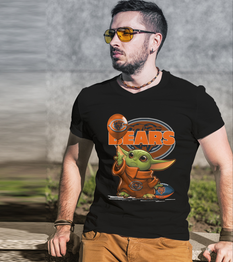 Yoda BEARS Chicago Football Balloon And Jersey T-Shirt