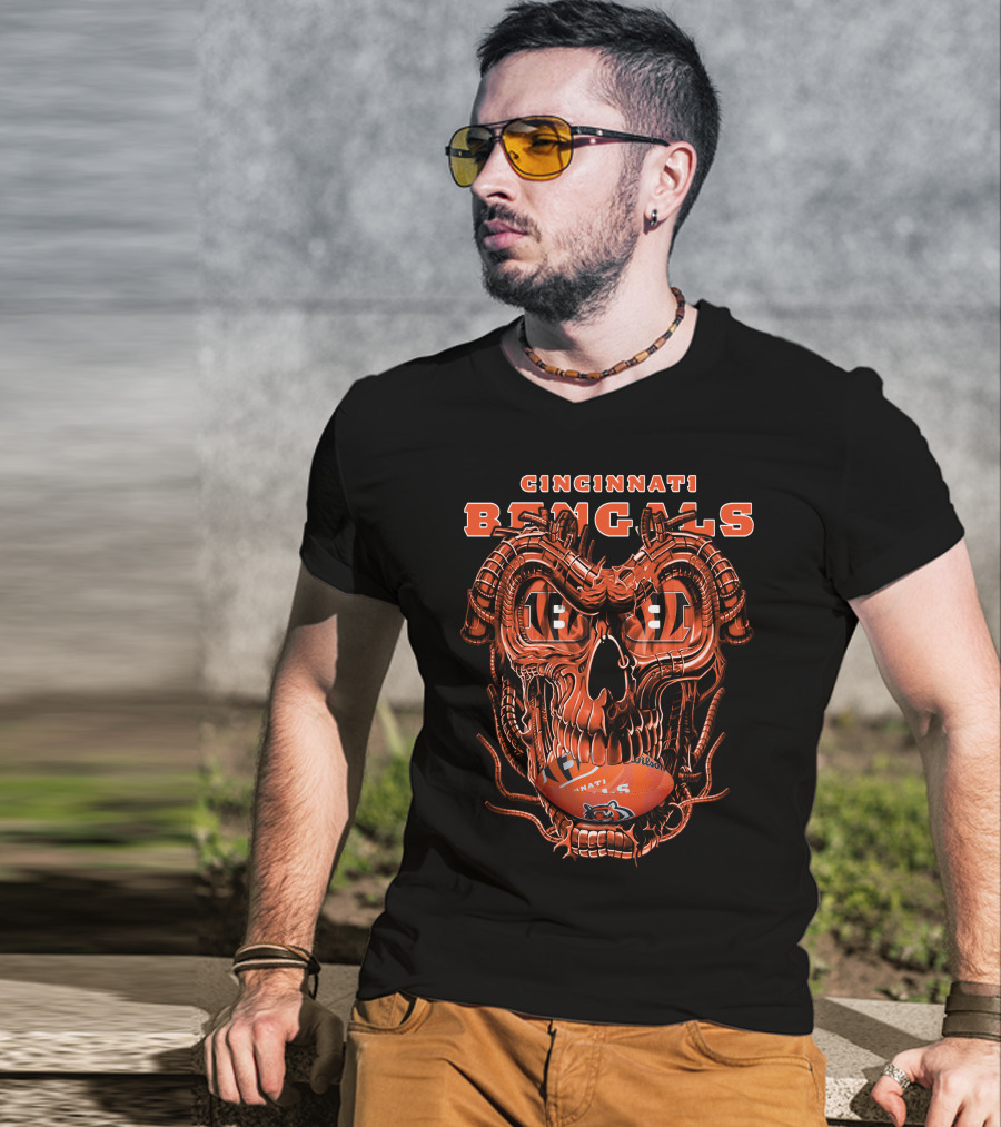 CINCINNATI BENGALS Dragon Skull Football T-Shirt