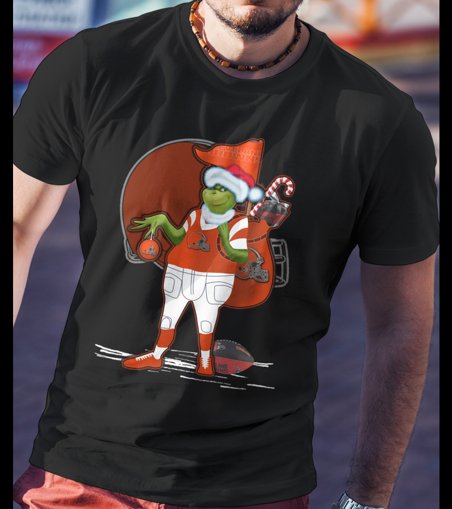 Grinchxmas Cleveland Browns Festive Football Santa With Helmet And Candy Cane T-Shirt