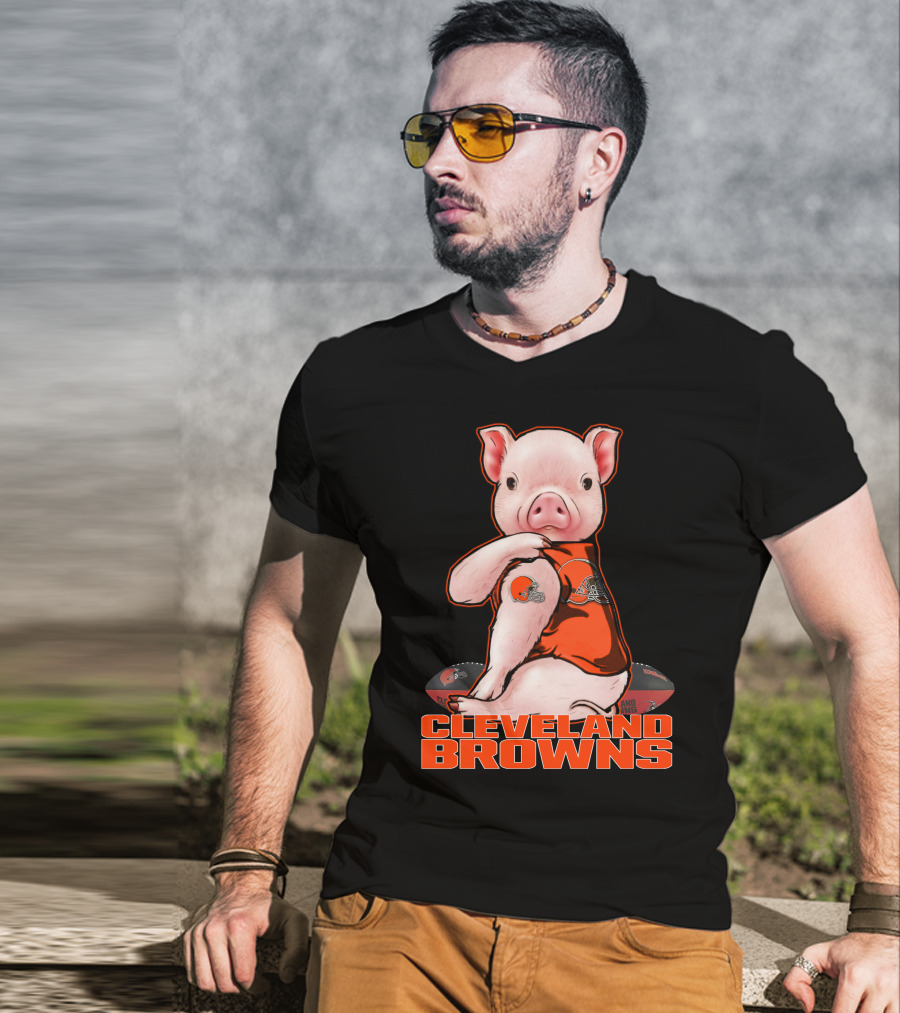 Cleveland Browns Pig In Football Jersey With Team T-Shirt
