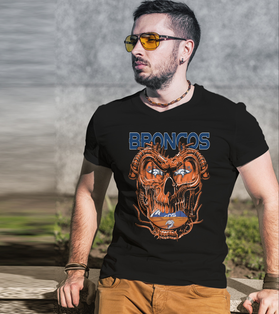 BRONCOS Dragonskull Football Helmet T-Shirt