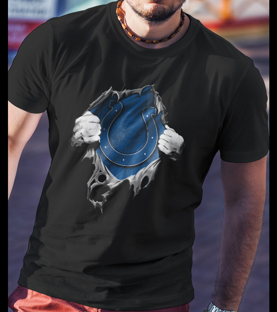 Ripped Indianapolis Colts Peeling T-Shirt