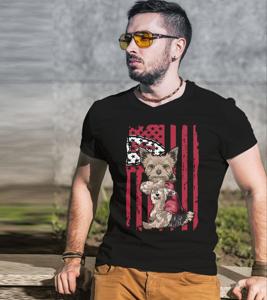 Yorkshire Terrier I Love Mom Kansas City Chiefs Flag T-Shirt