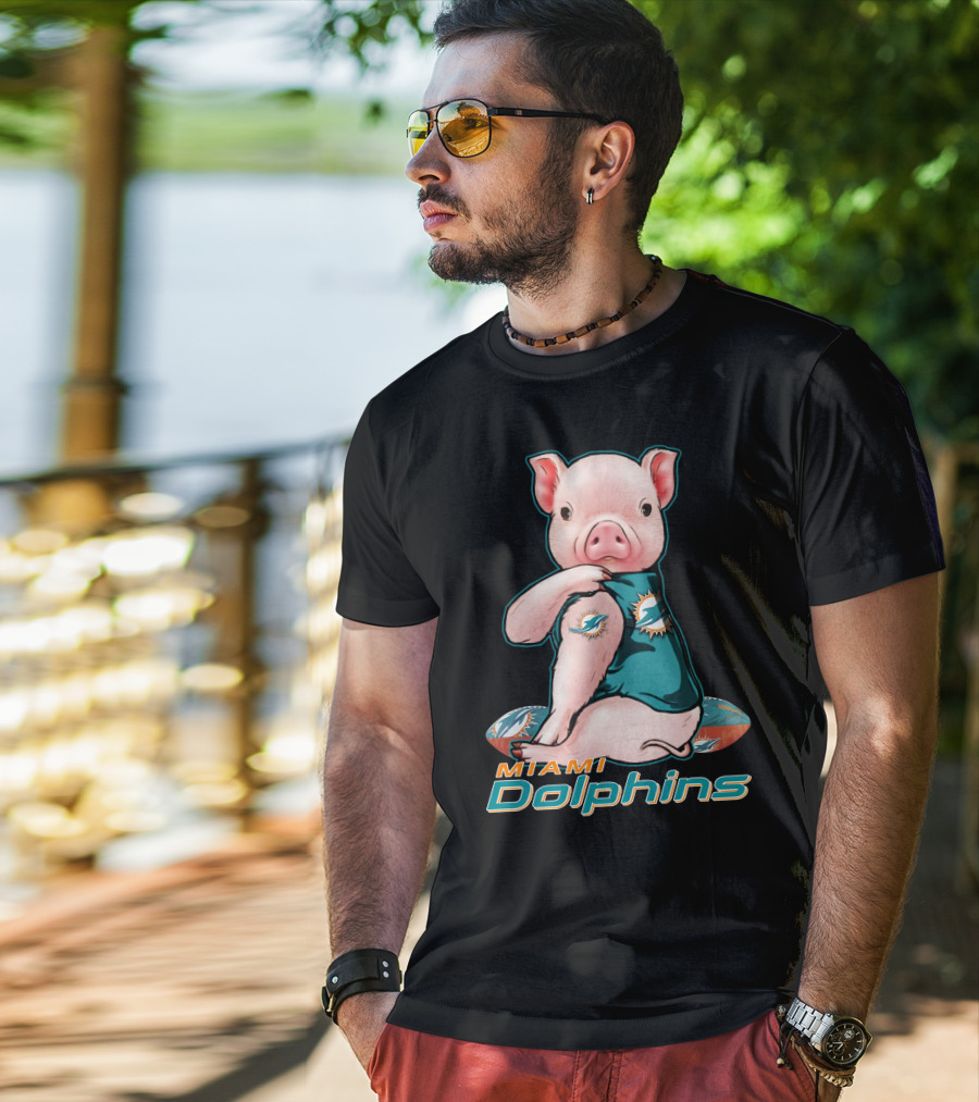 Miami Dolphins Pig Football Fan T-Shirt