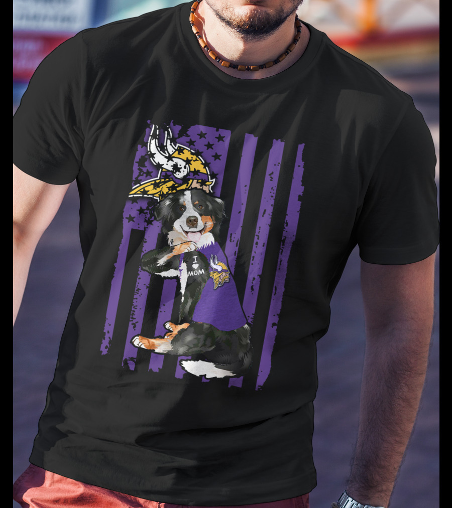 I Love Mom Border Collie With Minnesota Vikings Flag Background T-Shirt