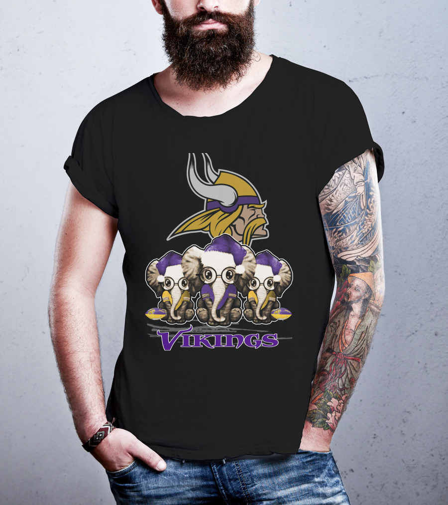 Elephan Xmas Minnesota Vikings Santa Hat Football T-Shirt