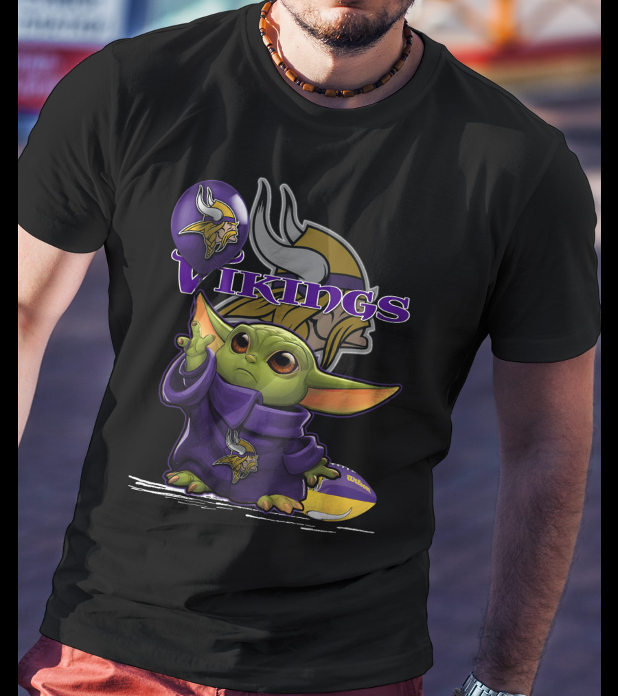 Yoda Holding Minnesota Vikings Football Helmet With Team T-Shirt