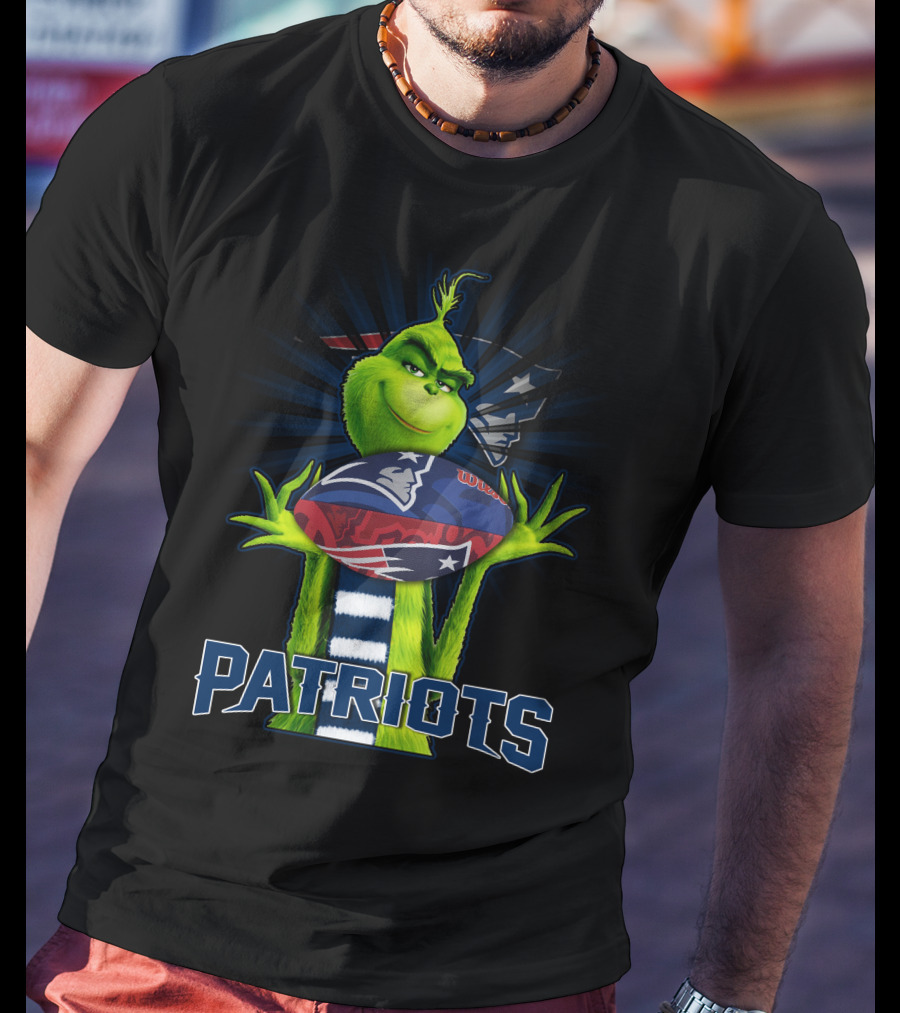 Grinch Patriots Football New England Christmas T-Shirt