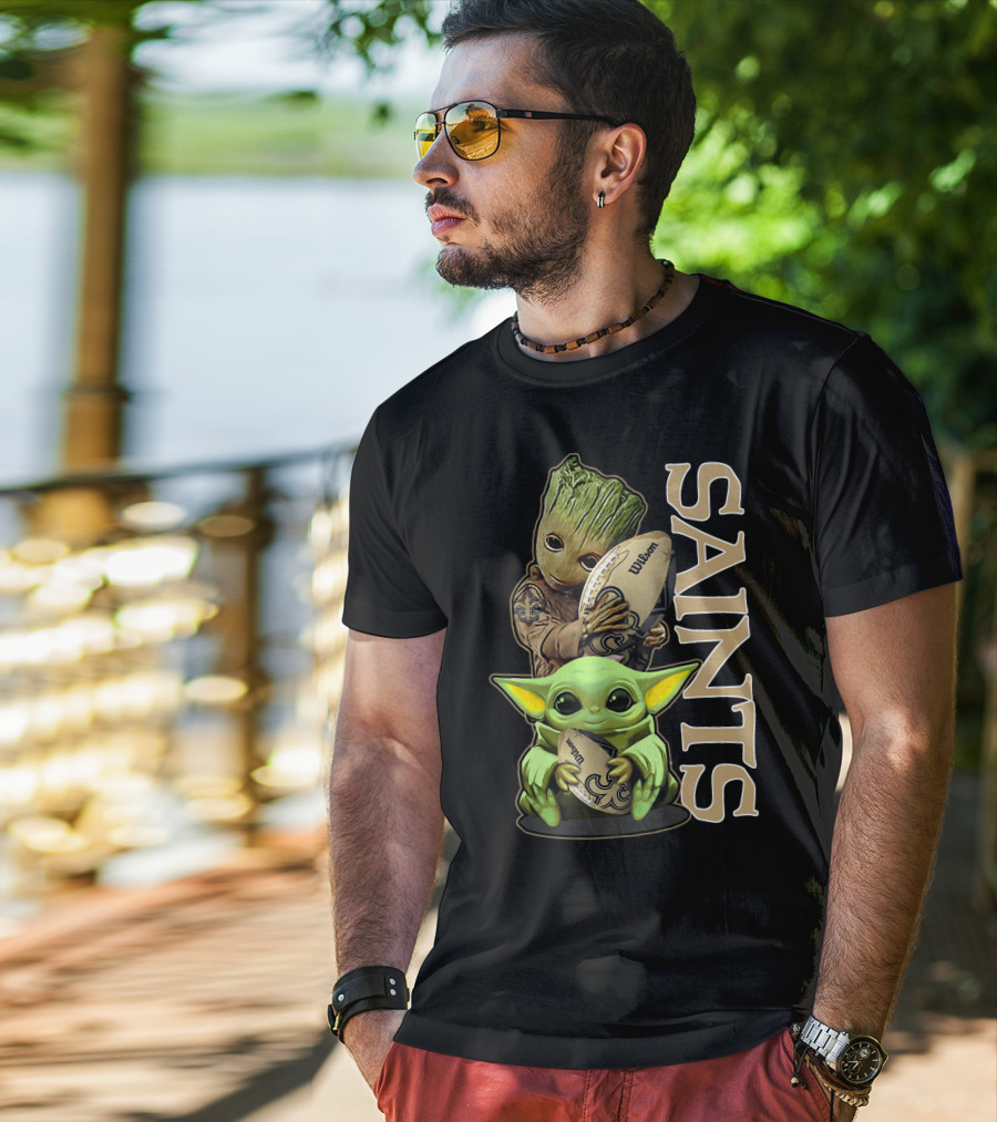 Grzd New Orleans Saints Groot And Baby Yoda Football T-Shirt