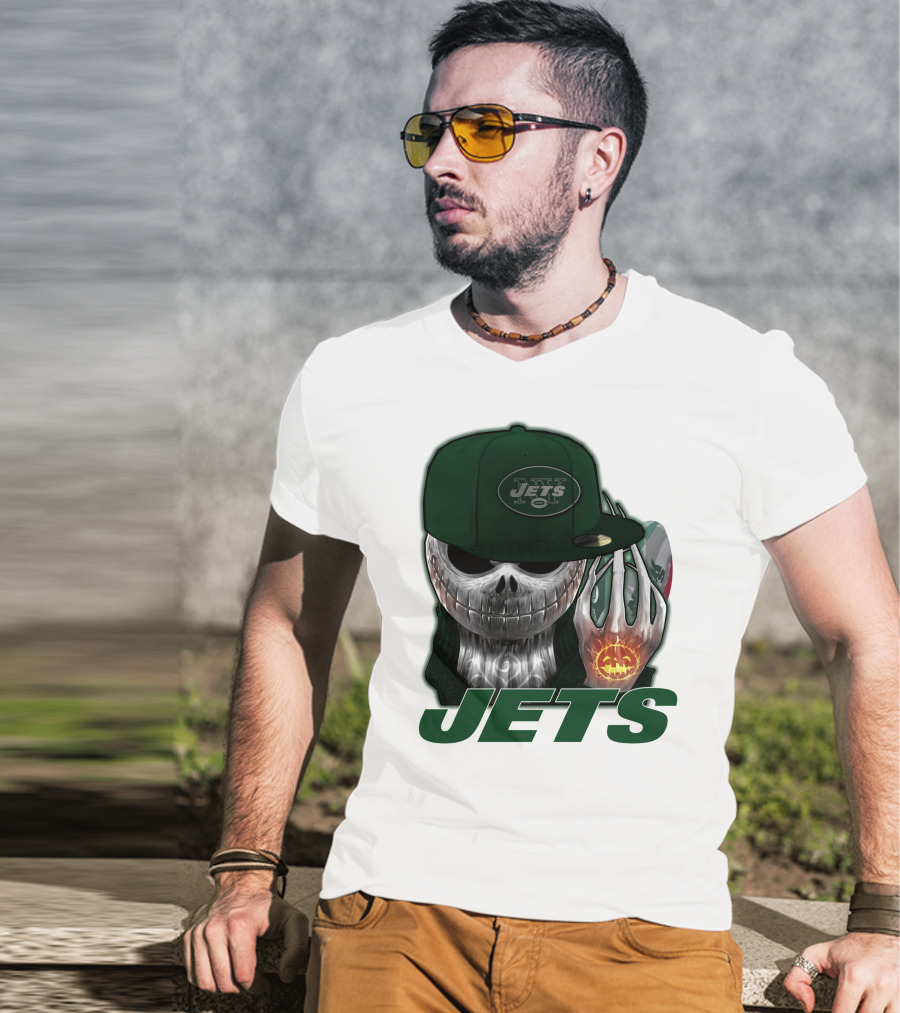 Jets Jackskull Halloween Football Fanatic T-Shirt