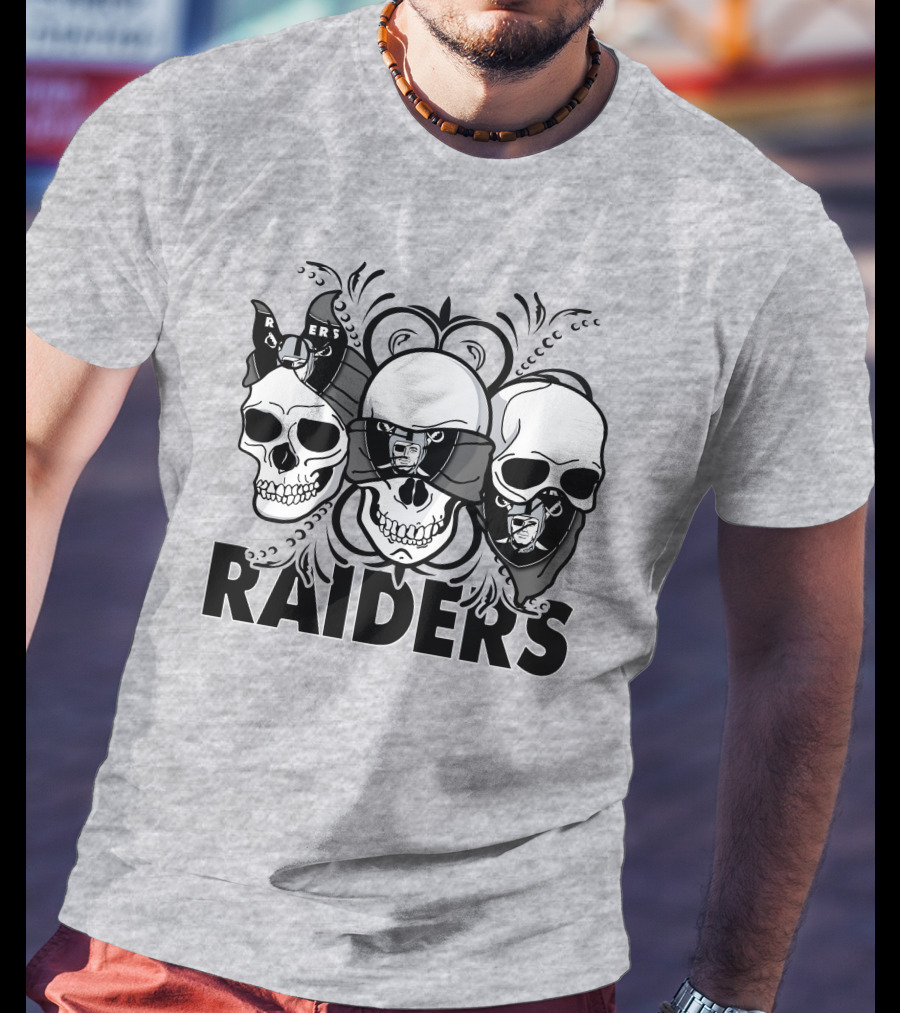 3 Skull Raiders T-Shirt