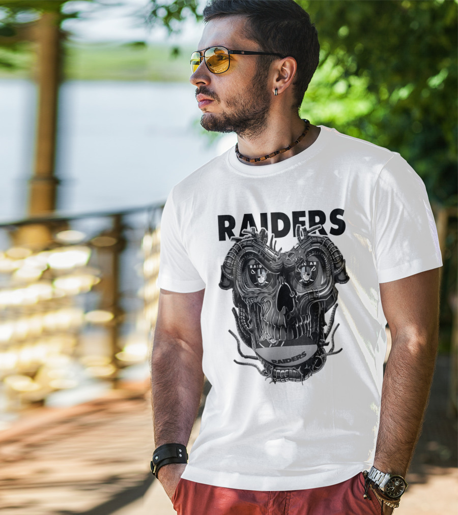 Raiders Dragonskull Football Faceplate T-Shirt