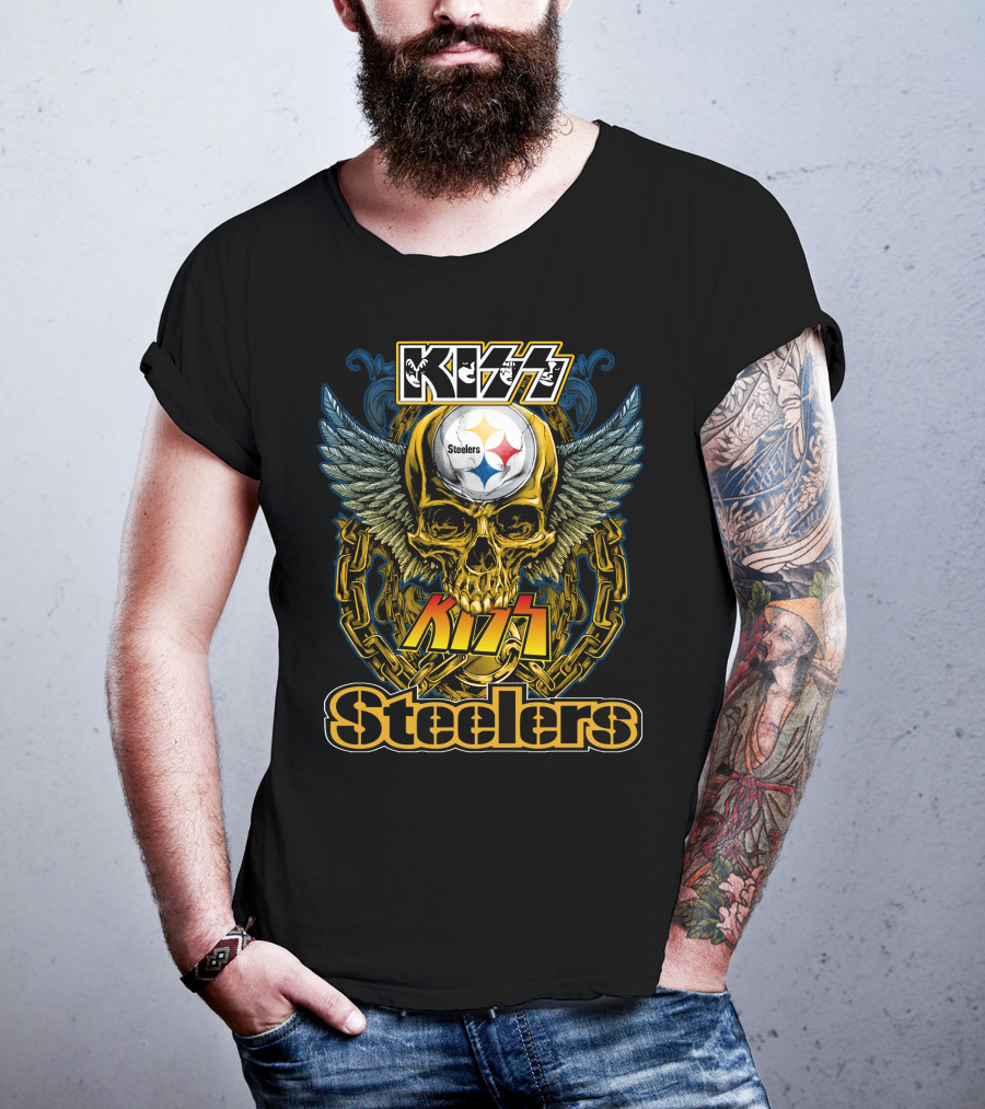 Kiss Steelers Skull Winged Helmet Chain Motif T-Shirt