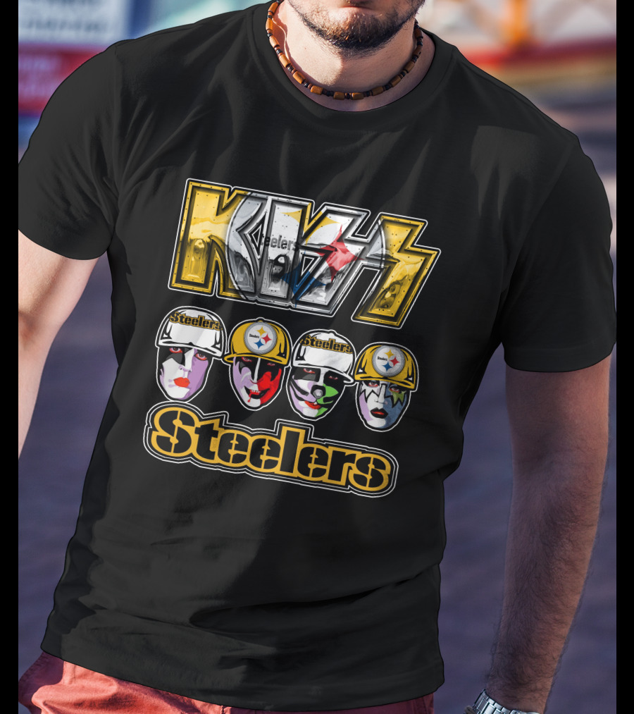 Kiss Steelers Pittsburgh Faces In Helmets T-Shirt