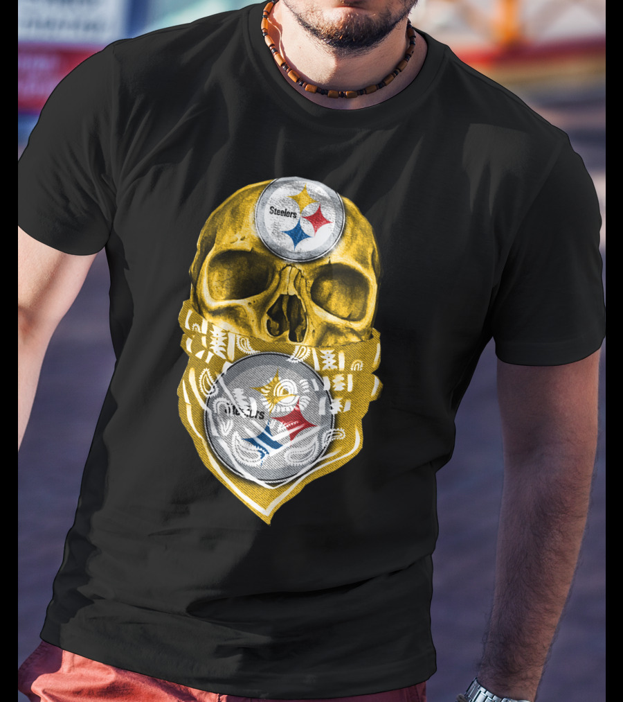 Skull V5 Steelers Bandana Logo Football Fan Gear T-Shirt