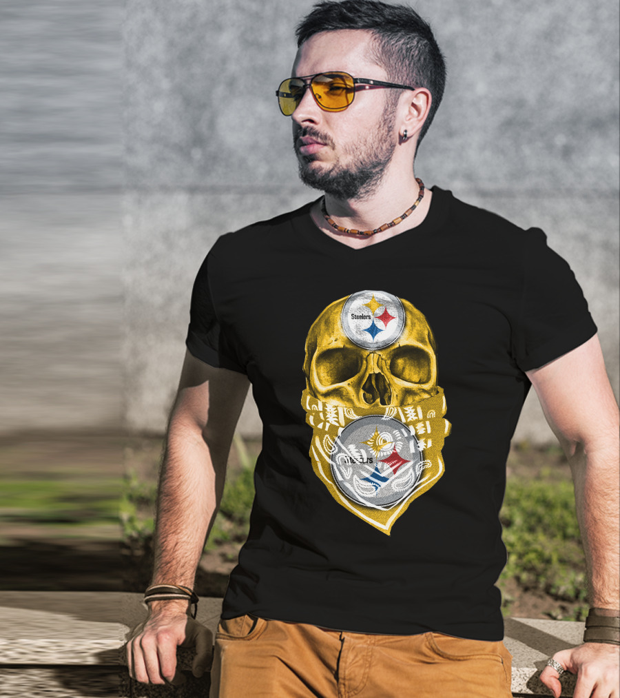Skull V5 Steelers Bandana Logo Football Fan Gear T-Shirt