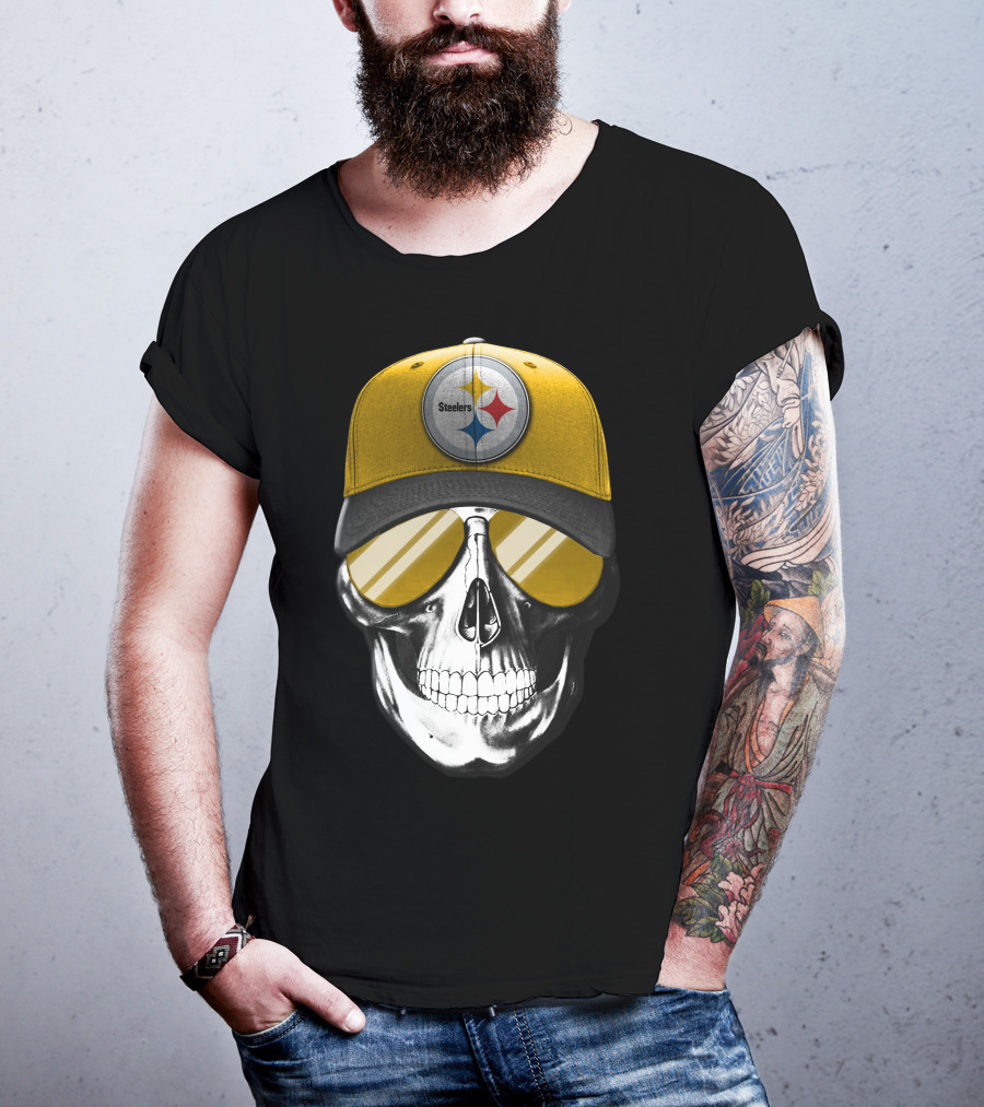 Skull V7 Pittsburgh Steelers Yellow Cap And Sunglasses T-Shirt