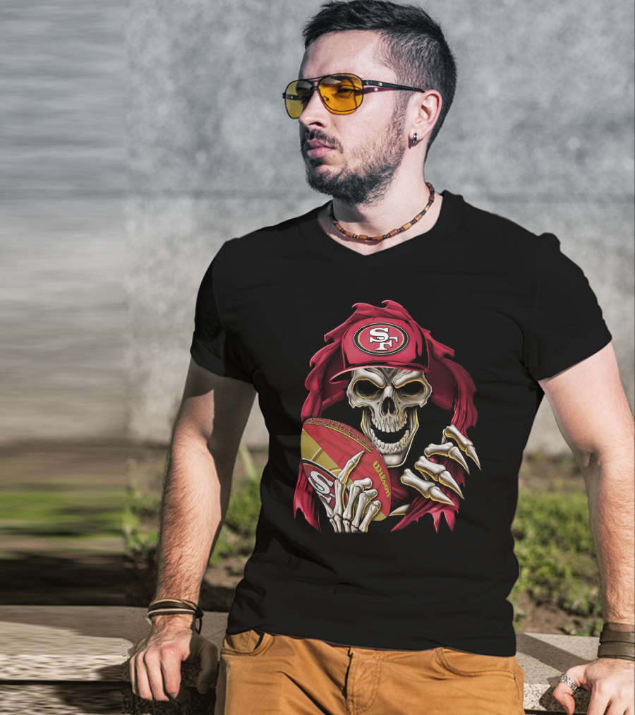 San Francisco 49ers Skull Holding Football With SF Cap T-Shirt