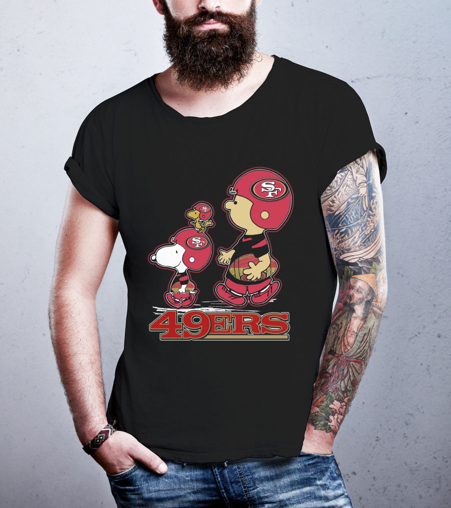 Snpfootball San Francisco 49ers Sf Helmet Peanuts Characters T-Shirt