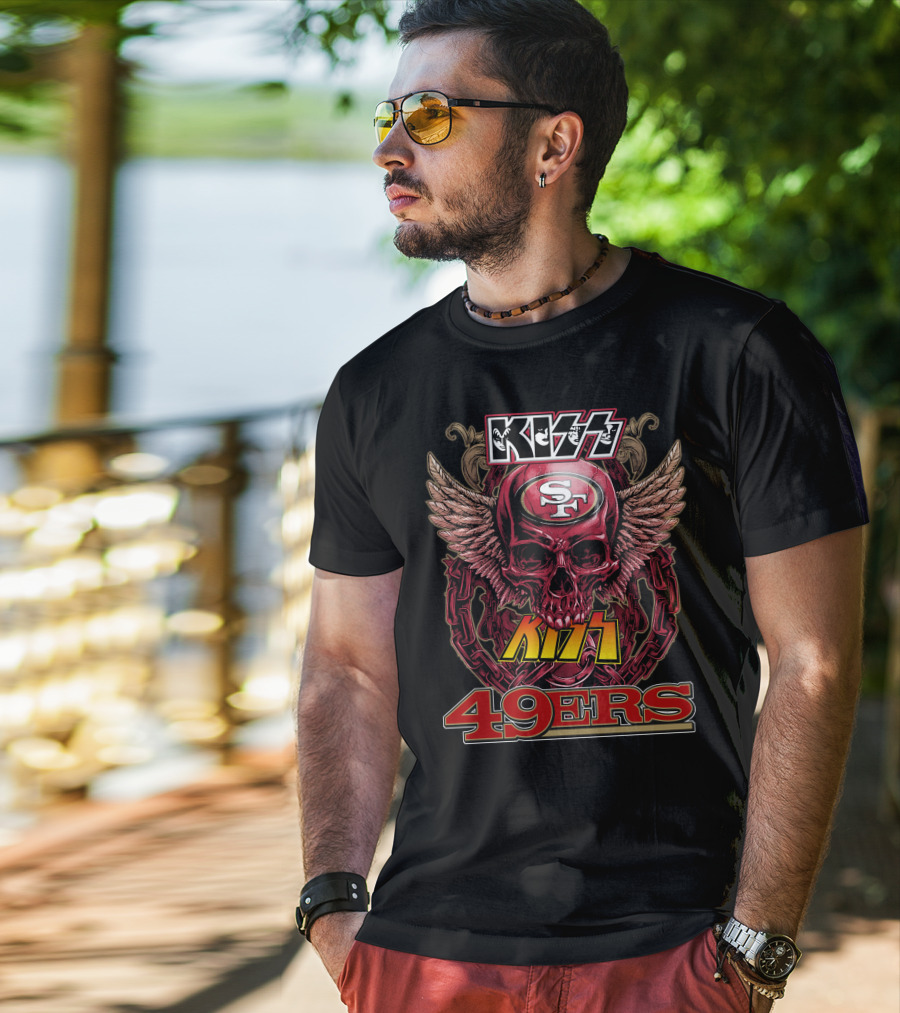 Kiss SF 49ers Skull Wings Chain T-Shirt