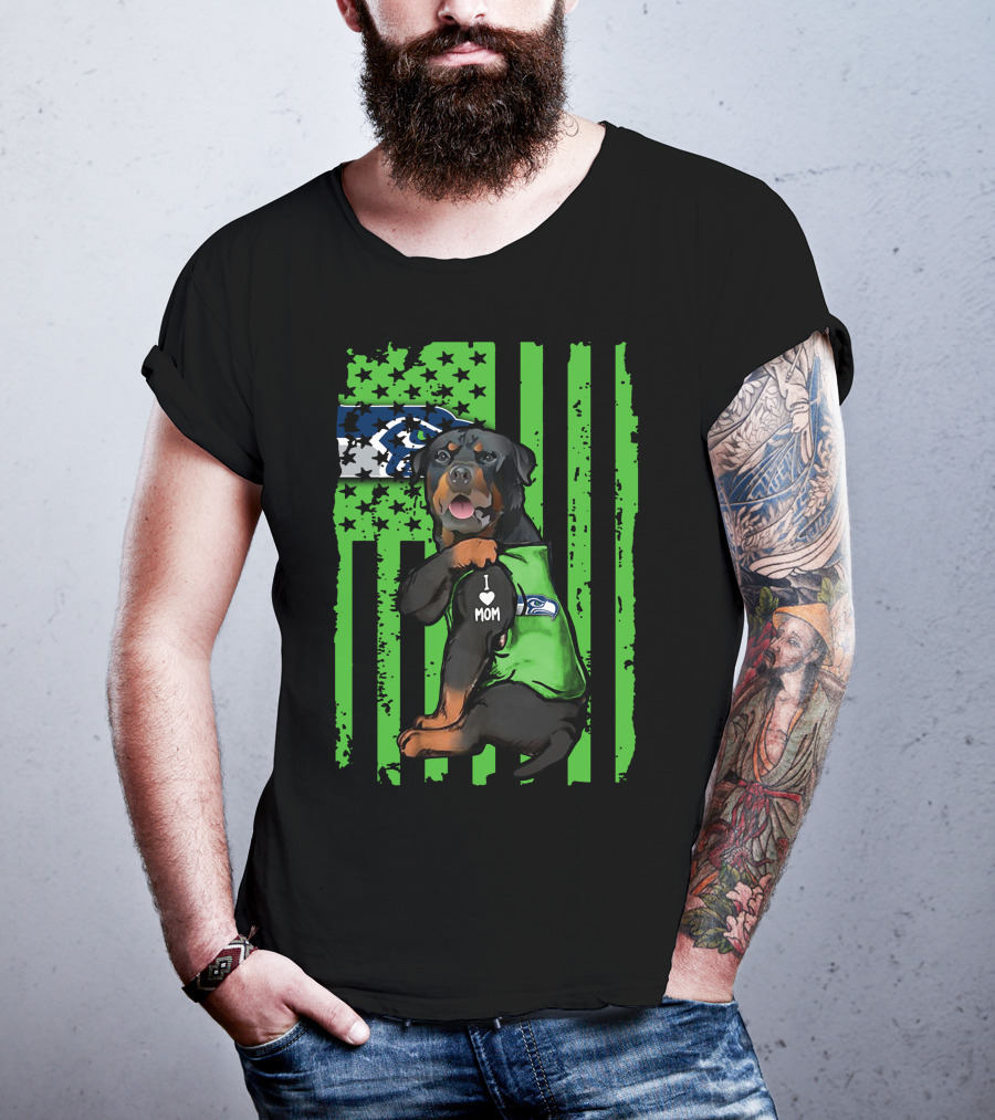 Rottweiler I Love Mom Seattle Seahawks Green Flag T-Shirt