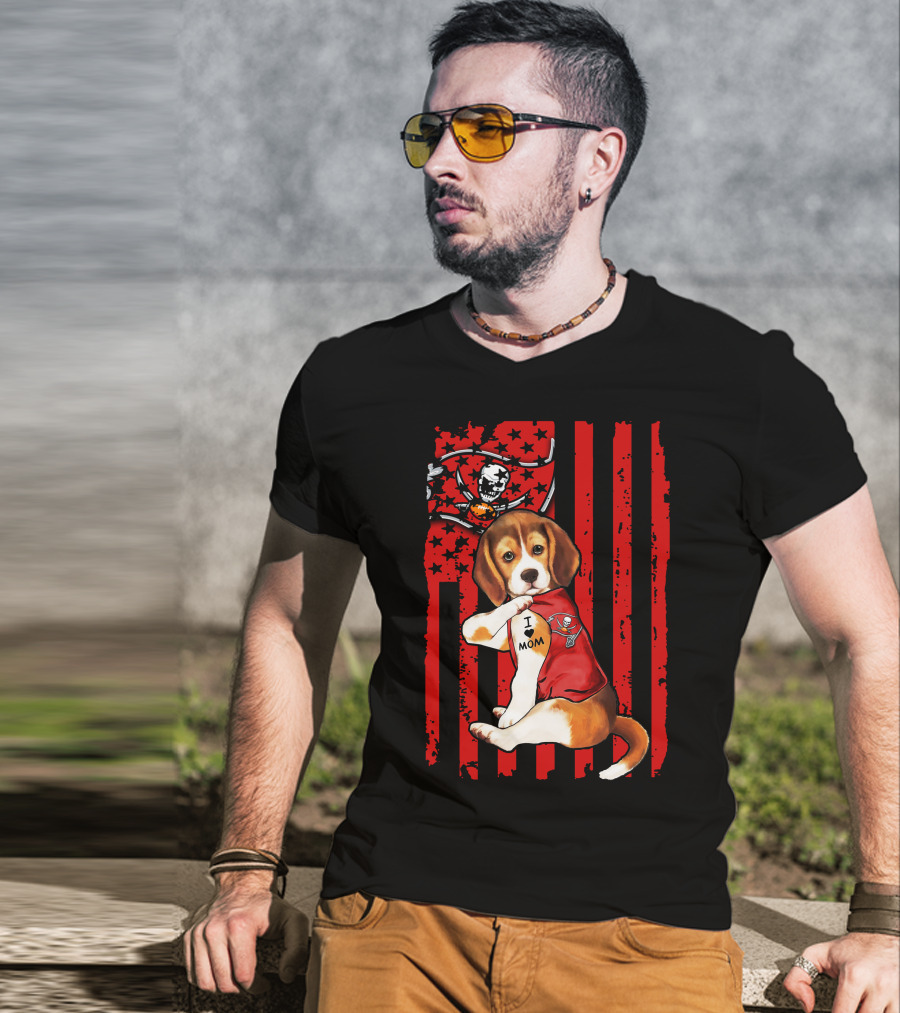 Beagle Puppy Tampa Bay Buccaneers I Love Mom Tattoo Patriotic Flag T-Shirt