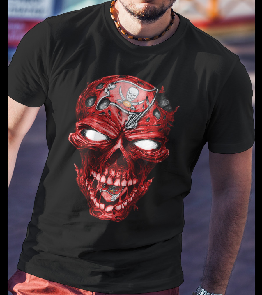Skull V2 Tampa Bay Buccaneers Logo Red Skull T-Shirt