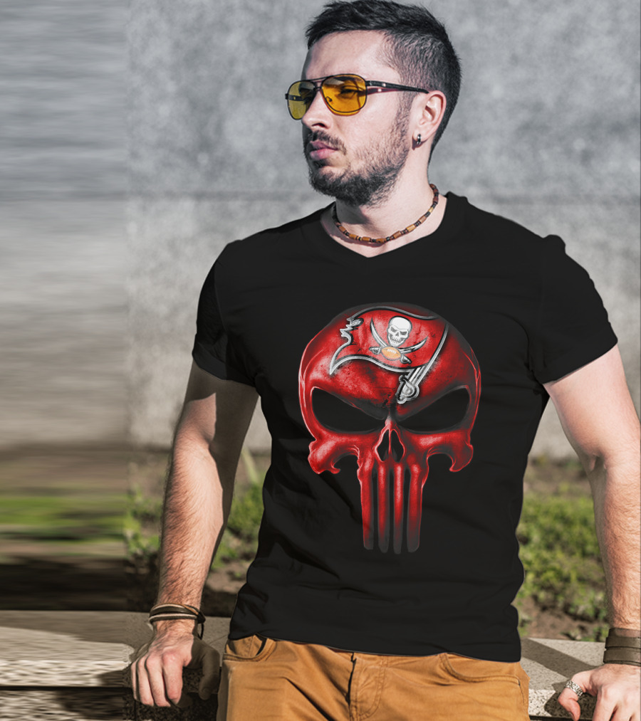 Skull V3 Tampa Bay Buccaneers Pirate Skull T-Shirt