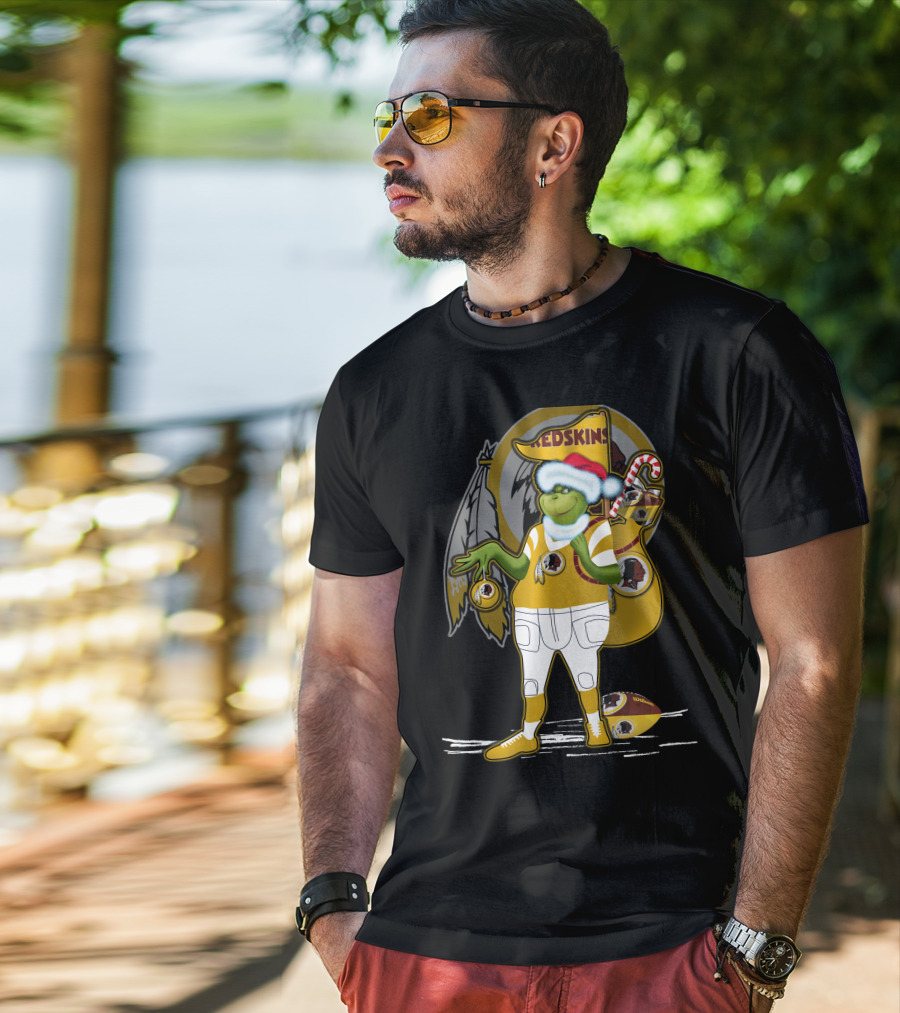 Grinchxmas V1 Washington Redskins Christmas Crossover With Santa Hat And Football Iconography T-Shirt