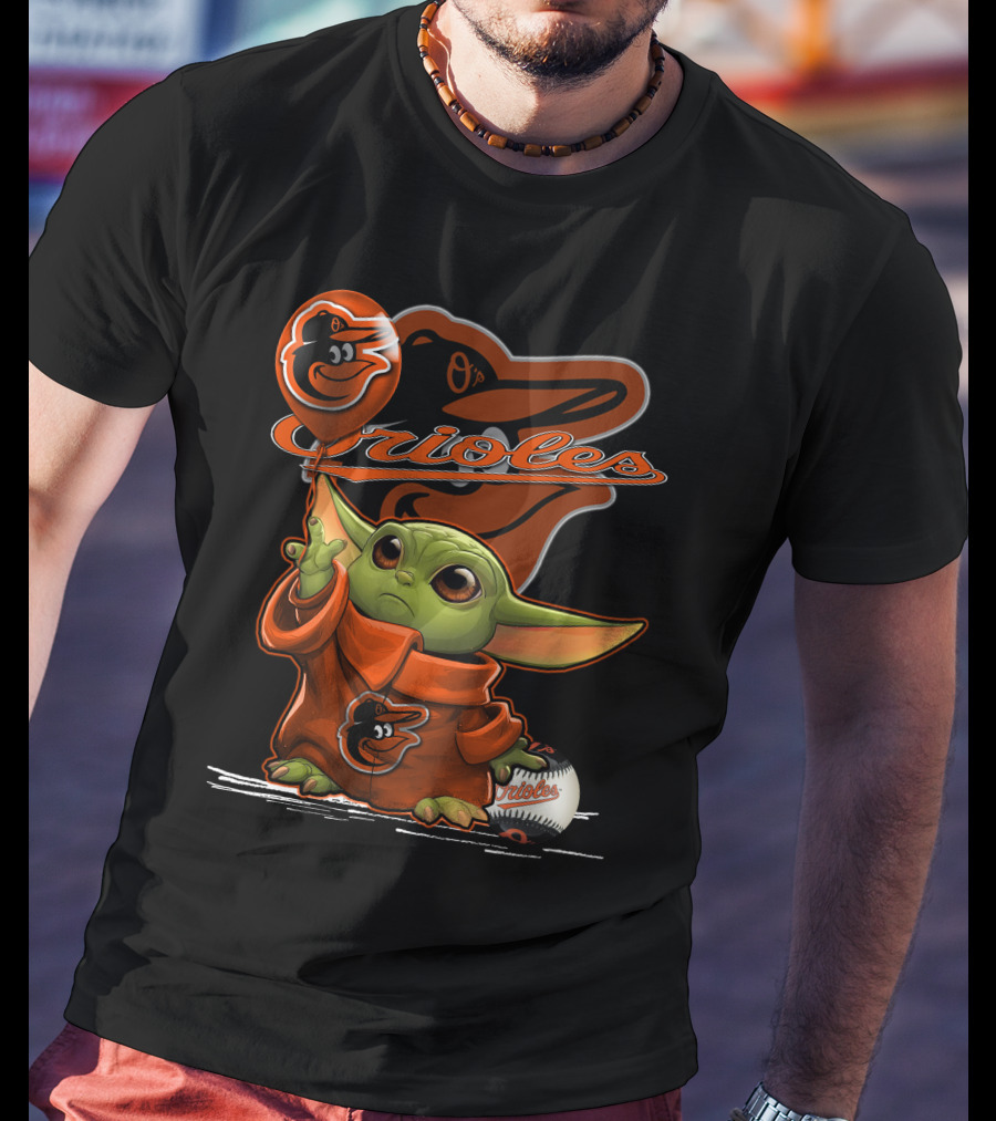 Yoda Holding Baltimore Orioles Balloon With Logo And Baseball T-Shirt