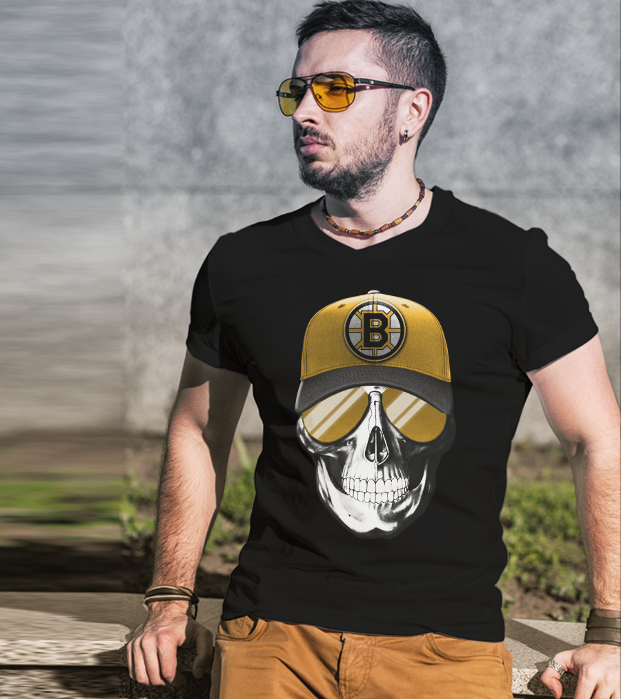 Skull In Yellow Boston Bruins Cap And Sunglasses T-Shirt