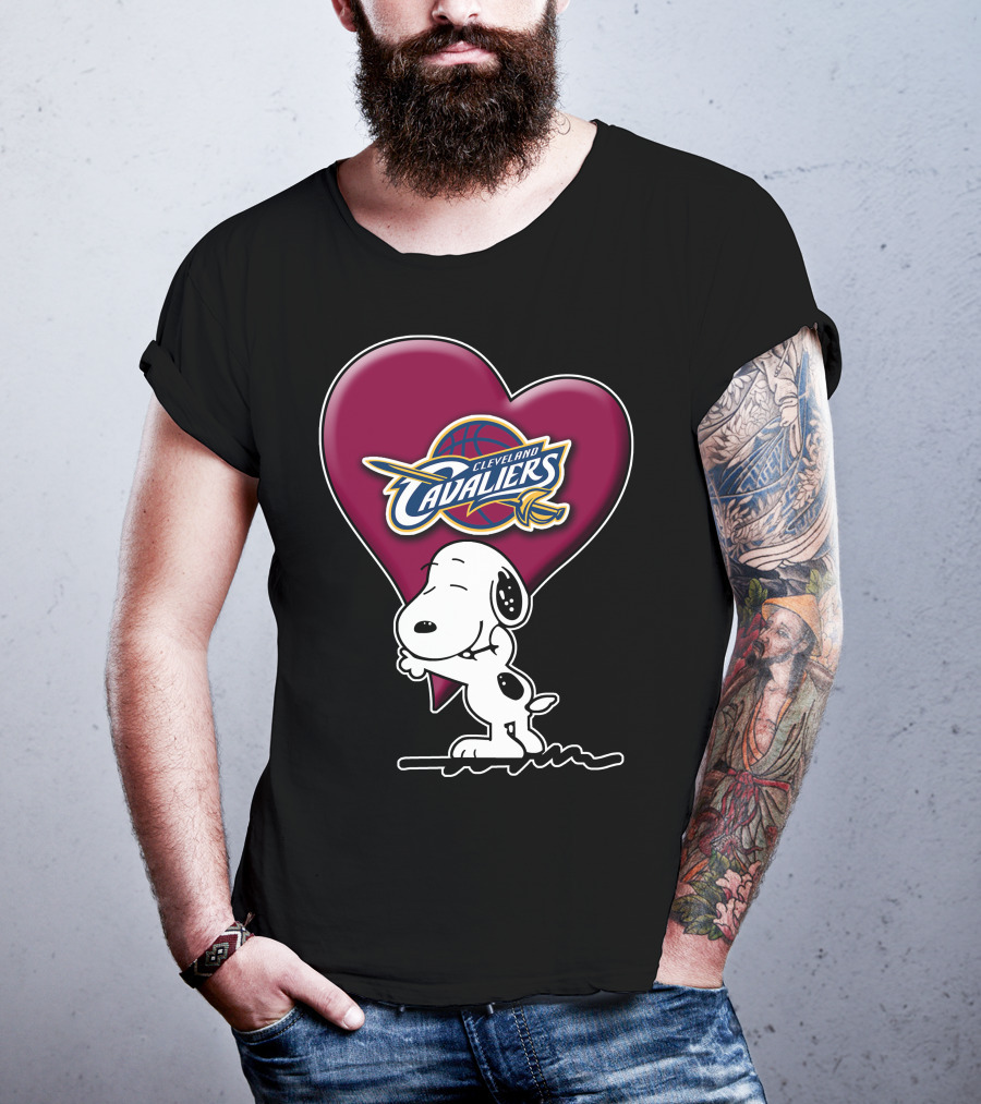 Snp V1 Cleveland Cavaliers Heart Basketball Snoopy Hugging T-Shirt