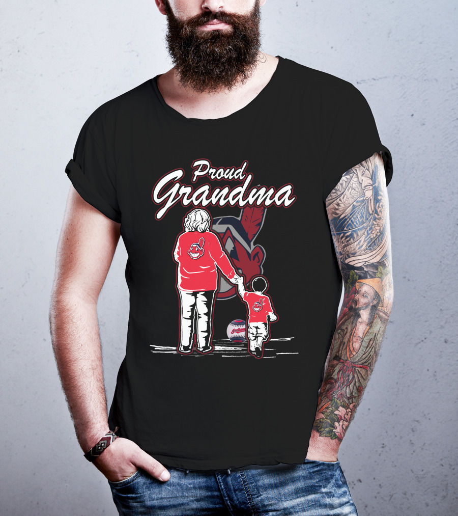 Proud Grandma Cleveland Indians Baseball Family T-Shirt